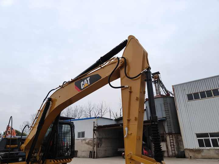 Second Hand Excavator 330D Used Low Price Caterpillar CAT 312D 315D 320D 325D in Good Condition - Ekskavator me zinxhirë: foto 5 Second Hand Excavator 330D Used Low Price Caterpillar CAT 312D 315D 320D 325D in Good Condition - Ekskavator me zinxhirë: foto 5