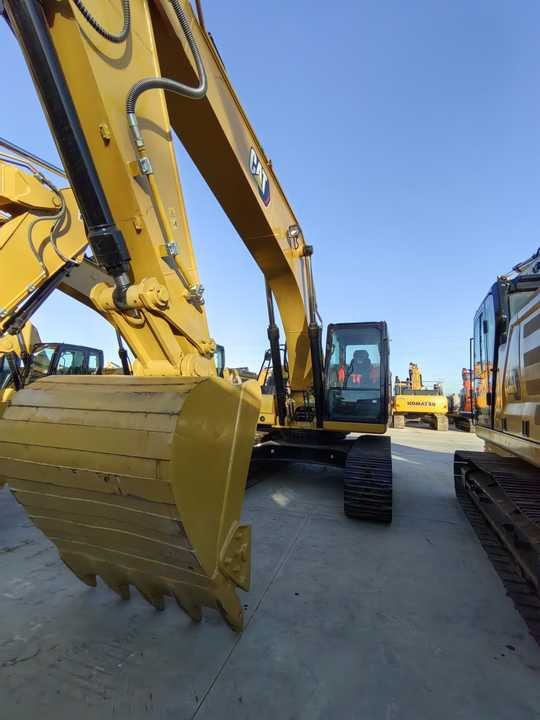 USED CAT 330GC Hydraulic Excavator Used Cat 330gc Is of High Quality and Low Price and Is in Stock for Sale - Ekskavator me zinxhirë: foto 2 USED CAT 330GC Hydraulic Excavator Used Cat 330gc Is of High Quality and Low Price and Is in Stock for Sale - Ekskavator me zinxhirë: foto 2