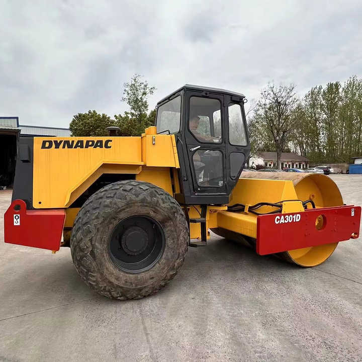 Used Dynapac CA301 Vibratory Roller with Less Working Time and Superior Performance Used Dynapac 251d/301D Roller for Sale - Ngjeshës: foto 1 Used Dynapac CA301 Vibratory Roller with Less Working Time and Superior Performance Used Dynapac 251d/301D Roller for Sale - Ngjeshës: foto 1