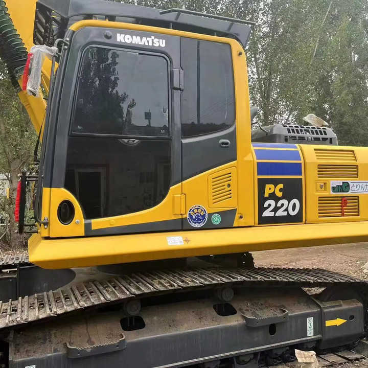 Used Good Quality Japan Original PC220-8 in Good Condition PC220-8 Komatsu - Ekskavator me zinxhirë: foto 1 Used Good Quality Japan Original PC220-8 in Good Condition PC220-8 Komatsu - Ekskavator me zinxhirë: foto 1