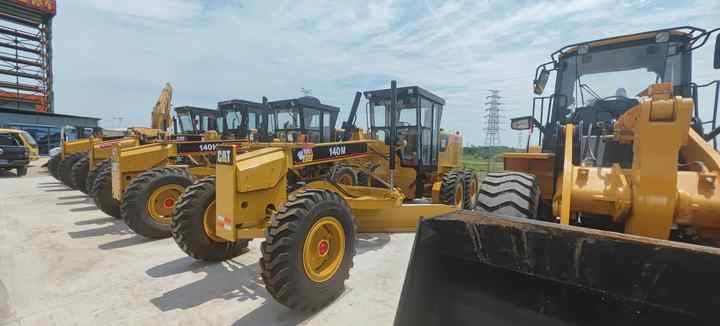 Used Japan Imported Caterpillar 140M Cat 140m Motor Grader with Good Quality and Low Price for Sale - Ekskavator me zinxhirë: foto 2 Used Japan Imported Caterpillar 140M Cat 140m Motor Grader with Good Quality and Low Price for Sale - Ekskavator me zinxhirë: foto 2