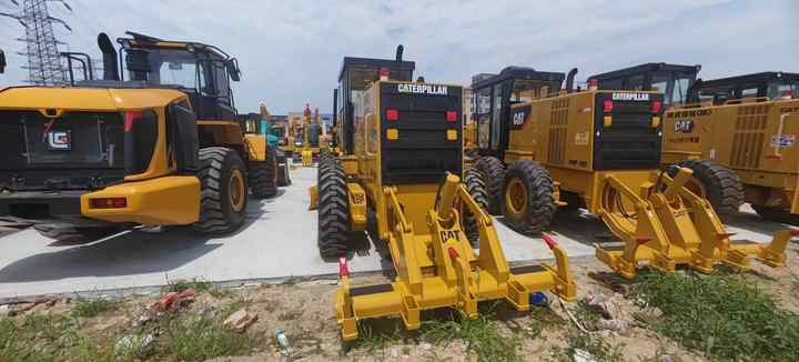 Used Japan Imported Caterpillar 140M Cat 140m Motor Grader with Good Quality and Low Price for Sale - Ekskavator me zinxhirë: foto 4 Used Japan Imported Caterpillar 140M Cat 140m Motor Grader with Good Quality and Low Price for Sale - Ekskavator me zinxhirë: foto 4