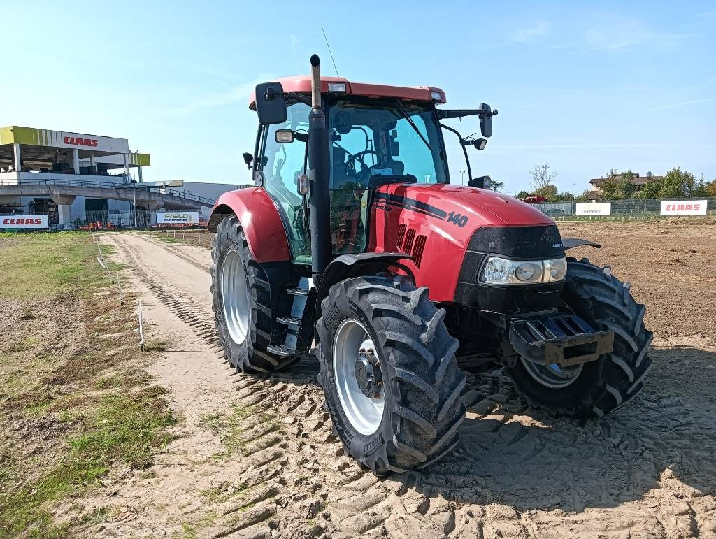Case IH Maxxum 140 - Traktor: foto 1 Case IH Maxxum 140 - Traktor: foto 1
