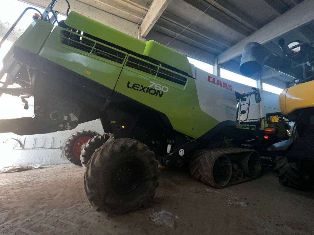 Claas LEXION 760 TT RISO - Autokombajnë: foto 1 Claas LEXION 760 TT RISO - Autokombajnë: foto 1