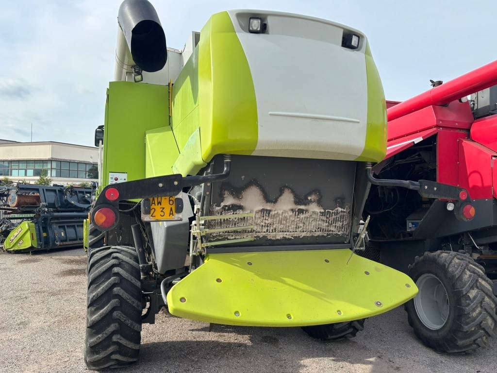 Claas Lexion 530 Montana - Autokombajnë: foto 4 Claas Lexion 530 Montana - Autokombajnë: foto 4