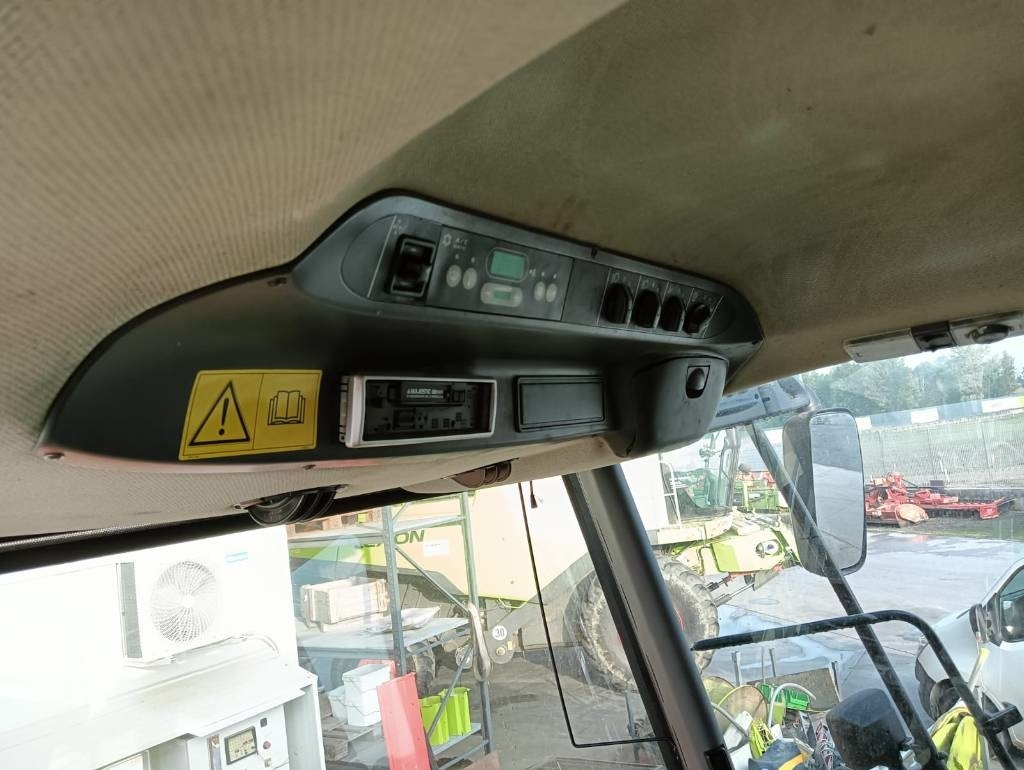 Claas Lexion 570 - Autokombajnë: foto 4 Claas Lexion 570 - Autokombajnë: foto 4