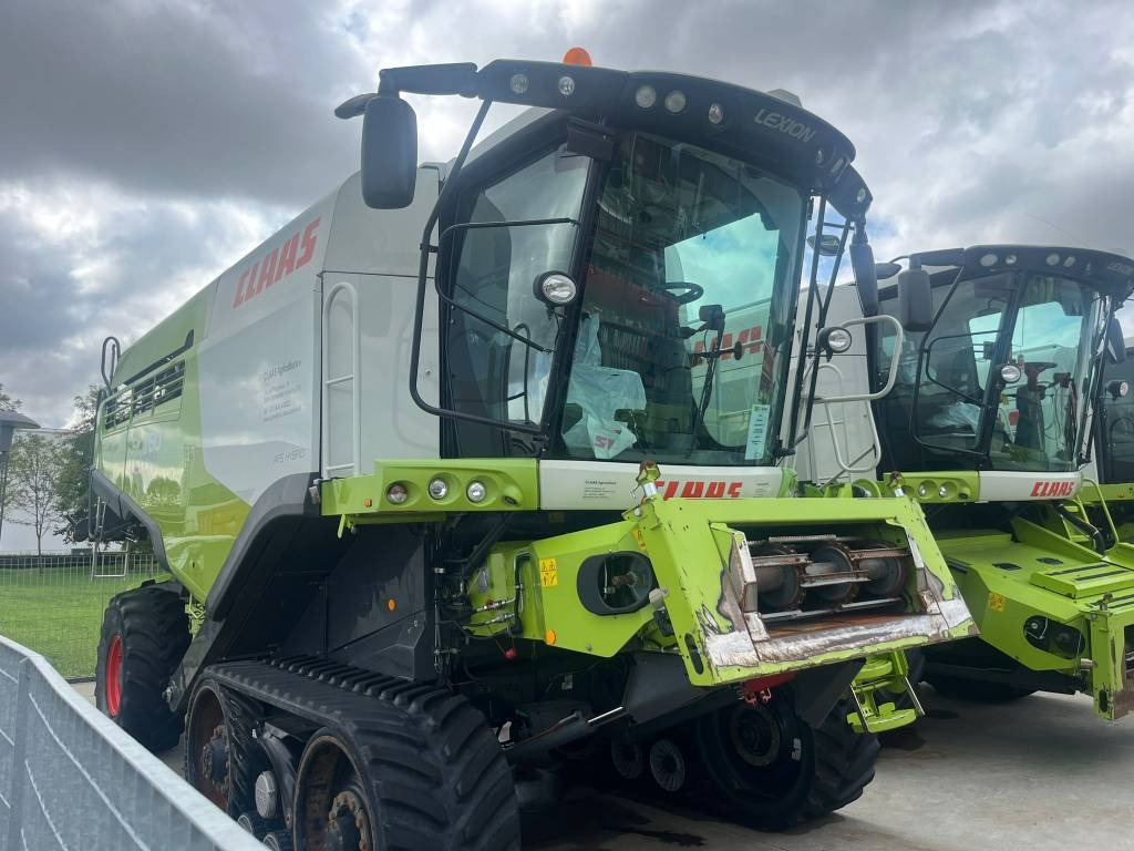 Claas Lexion 760 TT - Autokombajnë: foto 1 Claas Lexion 760 TT - Autokombajnë: foto 1