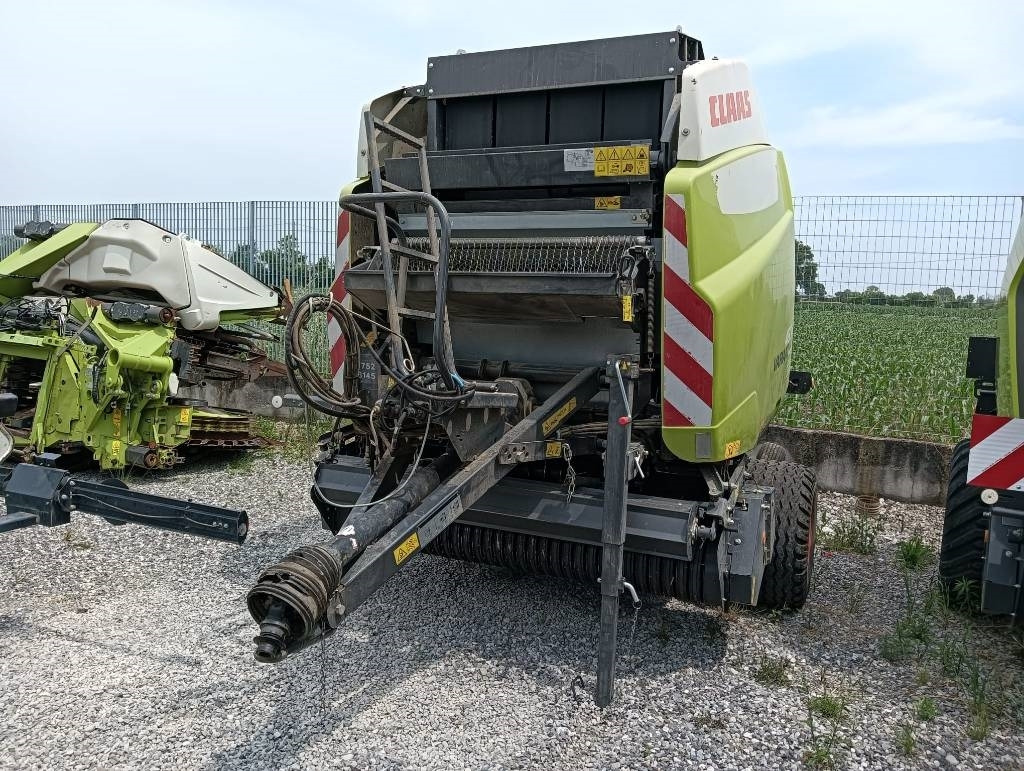 Claas Variant 480 RF - Dengmbledhëse e rrumbullakët: foto 2 Claas Variant 480 RF - Dengmbledhëse e rrumbullakët: foto 2
