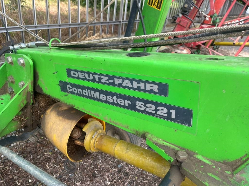 Deutz-fahr 5221  - Barkthyese/ Shkundës bari: foto 2 Deutz-fahr 5221  - Barkthyese/ Shkundës bari: foto 2
