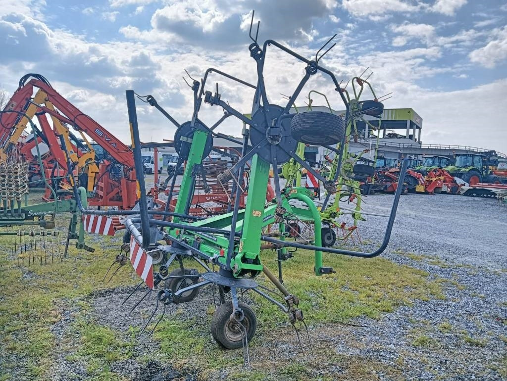Deutz-fahr 5521  - Mbështjellëse dengjesh: foto 3 Deutz-fahr 5521  - Mbështjellëse dengjesh: foto 3