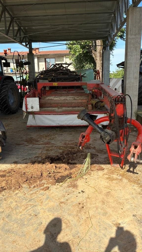 Kuhn FC 250 R G - Korrëse bari: foto 1 Kuhn FC 250 R G - Korrëse bari: foto 1