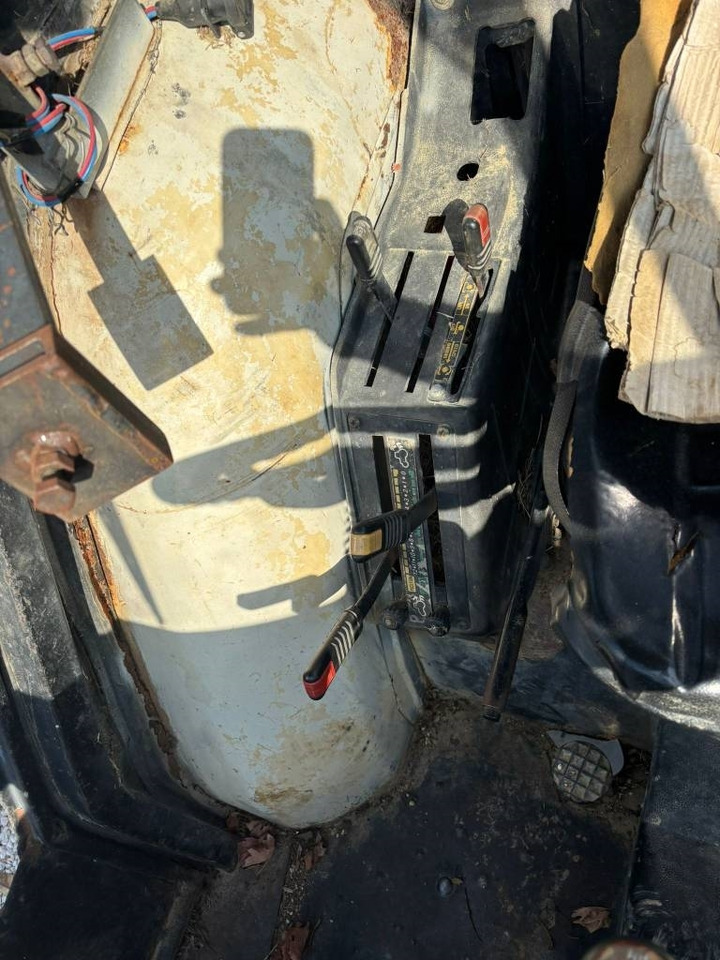 Lamborghini 600 V DT - Traktor: foto 3 Lamborghini 600 V DT - Traktor: foto 3