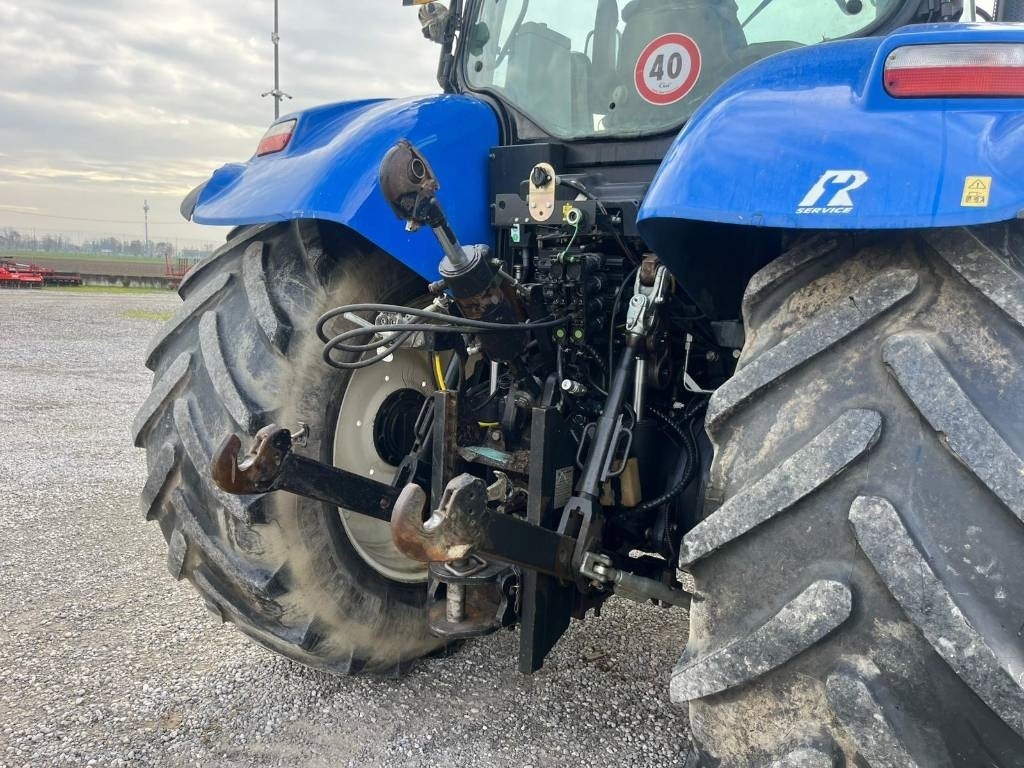 New Holland T 7.200 - Traktor: foto 5 New Holland T 7.200 - Traktor: foto 5
