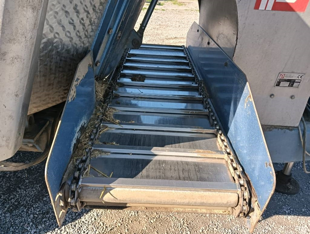 PAGLIARI Thv 116 - Vagon për përzierjen e foragjereve: foto 4 PAGLIARI Thv 116 - Vagon për përzierjen e foragjereve: foto 4