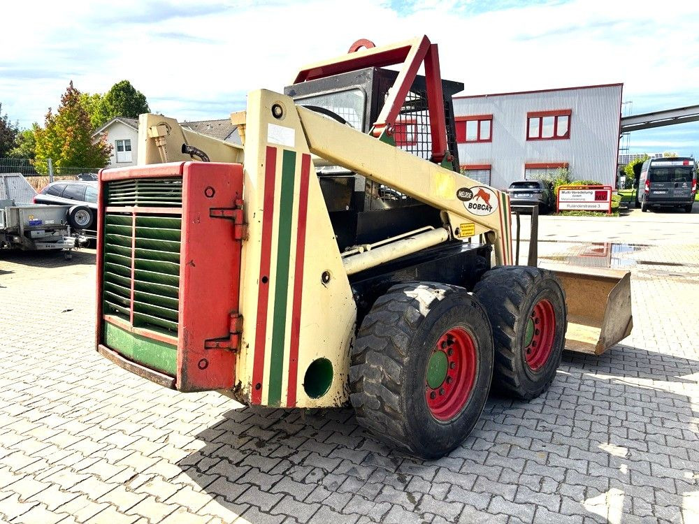 Bobcat 970 - Fadrom me goma: foto 2 Bobcat 970 - Fadrom me goma: foto 2