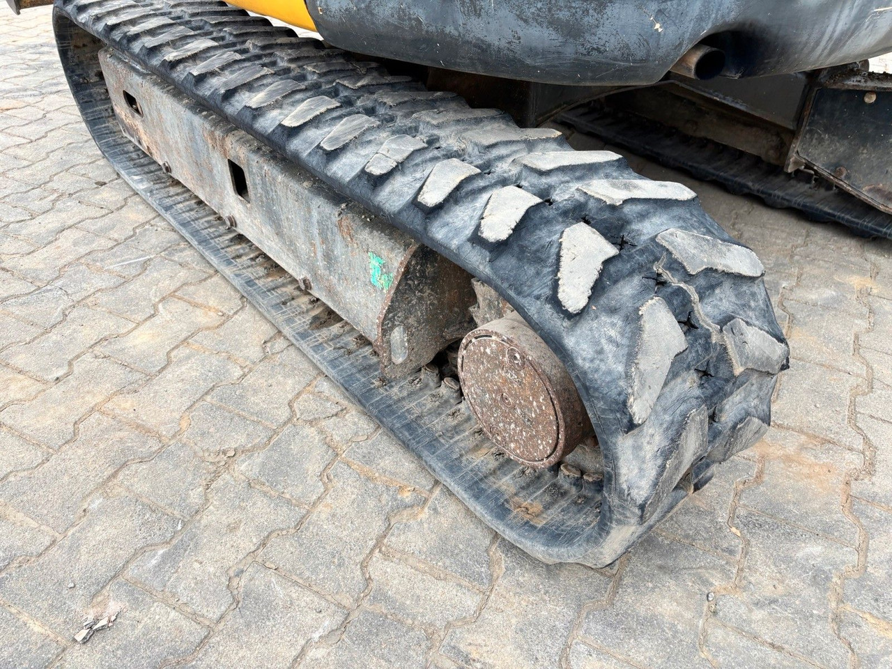 Komatsu PC26MR-3 - Miniekskavator: foto 3 Komatsu PC26MR-3 - Miniekskavator: foto 3