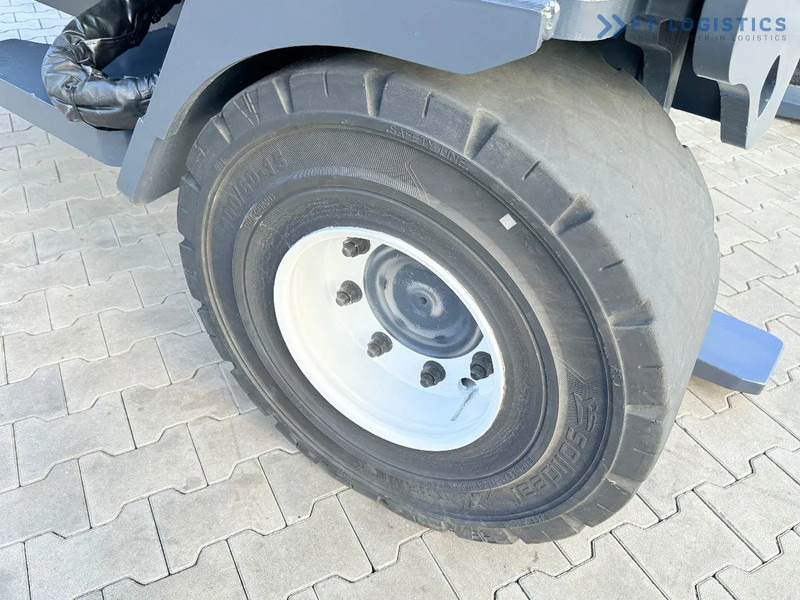 Combilift C14000 / LPG GAS / DUPLEX 3600MM / FREE LIFT / FORK POSITIONER / 1500MM FORKS / LIKE NEW C14000 / LPG GAS / DUPLEX 3600MM / FREE - Pirun ritërheqës me 4 rrugë: foto 5 Combilift C14000 / LPG GAS / DUPLEX 3600MM / FREE LIFT / FORK POSITIONER / 1500MM FORKS / LIKE NEW C14000 / LPG GAS / DUPLEX 3600MM / FREE - Pirun ritërheqës me 4 rrugë: foto 5