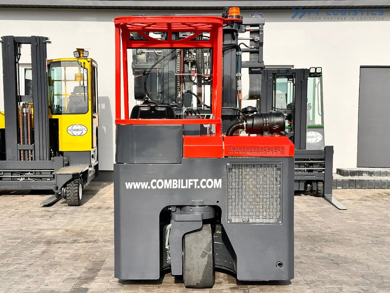 Combilift C3000CB / LPG / TRIPLEX / 5500MM / FREE LIFT / FORK SHIFT / POSITIONER C3000CB / LPG / TRIPLEX / 5500MM / FREE LIFT / FORK SHIFT - Pirun ritërheqës me 4 rrugë: foto 4 Combilift C3000CB / LPG / TRIPLEX / 5500MM / FREE LIFT / FORK SHIFT / POSITIONER C3000CB / LPG / TRIPLEX / 5500MM / FREE LIFT / FORK SHIFT - Pirun ritërheqës me 4 rrugë: foto 4