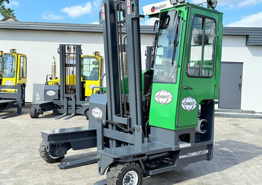 Combilift C3500 / DUPLEX 4100MM / GAS / EXTENDABLE FORKS / CABIN / HEATING + AIR CONDITIONING / LIKE NEW - Pirun ritërheqës me 4 rrugë: foto 1 Combilift C3500 / DUPLEX 4100MM / GAS / EXTENDABLE FORKS / CABIN / HEATING + AIR CONDITIONING / LIKE NEW - Pirun ritërheqës me 4 rrugë: foto 1
