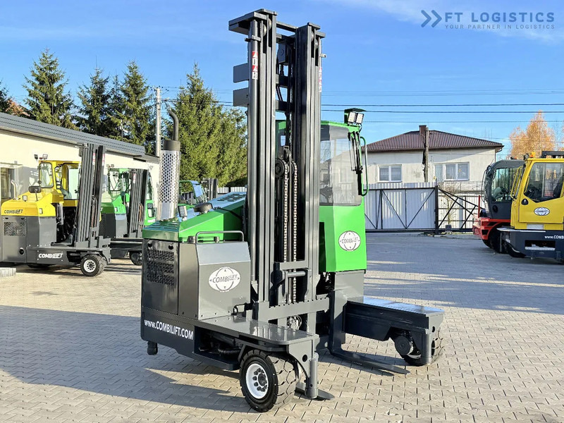 Combilift C4000 / GAS / TRIPLEX - 6900MM / FREE-LIFT / FULL CABIN C4000 / GAS / TRIPLEX - 6900MM / FREE-LIFT / FULL CABIN - Pirun ritërheqës me 4 rrugë: foto 5 Combilift C4000 / GAS / TRIPLEX - 6900MM / FREE-LIFT / FULL CABIN C4000 / GAS / TRIPLEX - 6900MM / FREE-LIFT / FULL CABIN - Pirun ritërheqës me 4 rrugë: foto 5