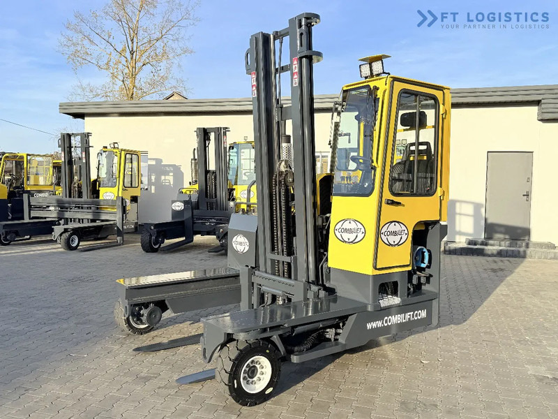 Combilift C4000 – LPG – DUPLEX 4600mm – FREE LIFT – SIDE SHIFT – EXCELLENT CONDITION Wide selection of four-way and side-loading forklifts - Pirun ritërheqës me 4 rrugë: foto 2 Combilift C4000 – LPG – DUPLEX 4600mm – FREE LIFT – SIDE SHIFT – EXCELLENT CONDITION Wide selection of four-way and side-loading forklifts - Pirun ritërheqës me 4 rrugë: foto 2