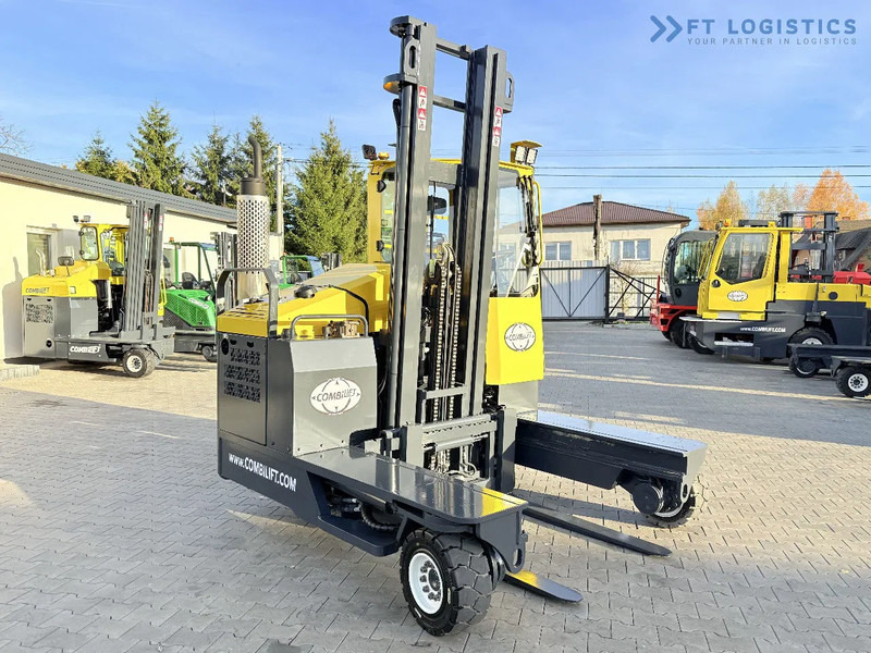 Combilift C4000 – LPG – DUPLEX 4600mm – FREE LIFT – SIDE SHIFT – EXCELLENT CONDITION Wide selection of four-way and side-loading forklifts - Pirun ritërheqës me 4 rrugë: foto 4 Combilift C4000 – LPG – DUPLEX 4600mm – FREE LIFT – SIDE SHIFT – EXCELLENT CONDITION Wide selection of four-way and side-loading forklifts - Pirun ritërheqës me 4 rrugë: foto 4