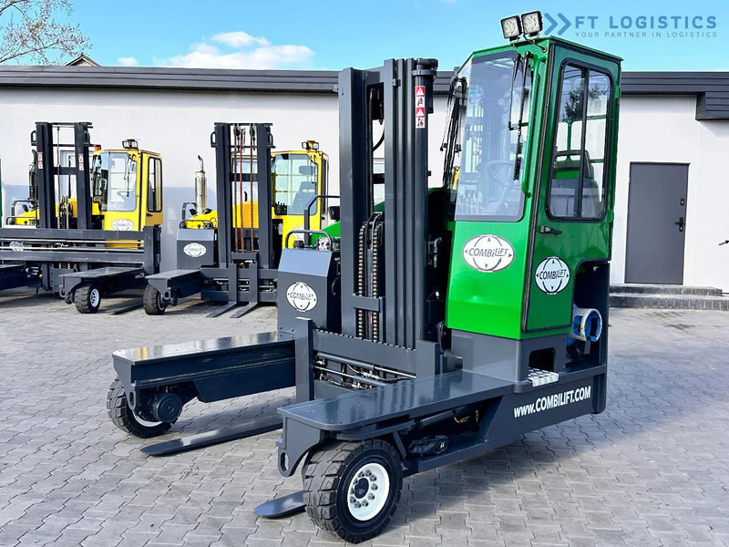 Combilift C4000 / TRIPLEX / 4900MM / LPG / FREE LIFT / FORK SHIFT / LIKE NEW C4000 / TRIPLEX / 4900MM / LPG / FREE LIFT / FORK SHIFT / LIK - Pirun ritërheqës me 4 rrugë: foto 3 Combilift C4000 / TRIPLEX / 4900MM / LPG / FREE LIFT / FORK SHIFT / LIKE NEW C4000 / TRIPLEX / 4900MM / LPG / FREE LIFT / FORK SHIFT / LIK - Pirun ritërheqës me 4 rrugë: foto 3