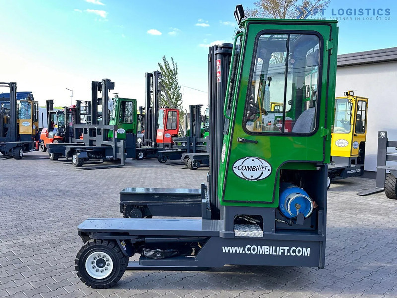Combilift C4000 / TRIPLEX / 4900MM / LPG / FREE LIFT / FORK SHIFT / LIKE NEW C4000 / TRIPLEX / 4900MM / LPG / FREE LIFT / FORK SHIFT / LIK - Pirun ritërheqës me 4 rrugë: foto 2 Combilift C4000 / TRIPLEX / 4900MM / LPG / FREE LIFT / FORK SHIFT / LIKE NEW C4000 / TRIPLEX / 4900MM / LPG / FREE LIFT / FORK SHIFT / LIK - Pirun ritërheqës me 4 rrugë: foto 2