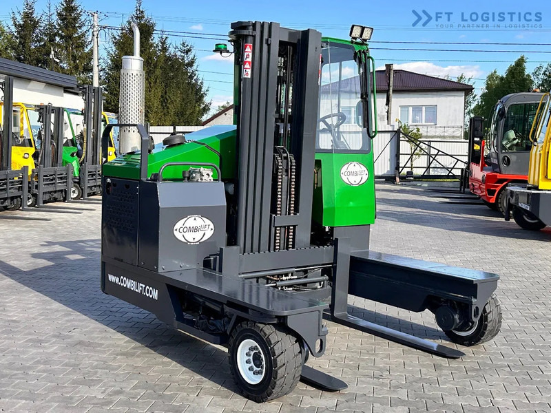 Combilift C4000 / TRIPLEX / 4900MM / LPG / FREE LIFT / FORK SHIFT / LIKE NEW C4000 / TRIPLEX / 4900MM / LPG / FREE LIFT / FORK SHIFT / LIK - Pirun ritërheqës me 4 rrugë: foto 4 Combilift C4000 / TRIPLEX / 4900MM / LPG / FREE LIFT / FORK SHIFT / LIKE NEW C4000 / TRIPLEX / 4900MM / LPG / FREE LIFT / FORK SHIFT / LIK - Pirun ritërheqës me 4 rrugë: foto 4
