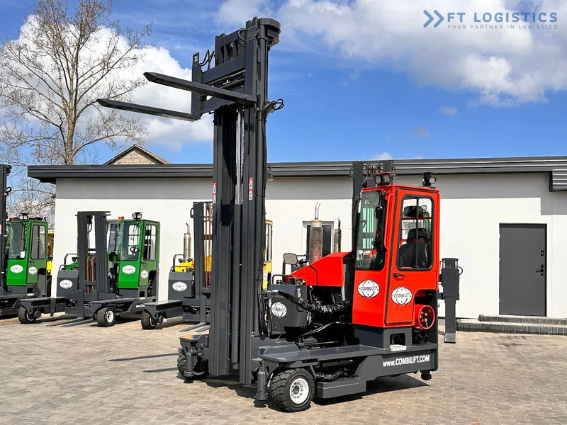 Combilift C4000 / TRIPLEX / 9300MM / FREE LIFT / POSITIONER / LPG / CABIN C4000 / TRIPLEX / 9300MM / FREE LIFT / POSITIONER / LPG / CABIN - Pirun ritërheqës me 4 rrugë: foto 1 Combilift C4000 / TRIPLEX / 9300MM / FREE LIFT / POSITIONER / LPG / CABIN C4000 / TRIPLEX / 9300MM / FREE LIFT / POSITIONER / LPG / CABIN - Pirun ritërheqës me 4 rrugë: foto 1