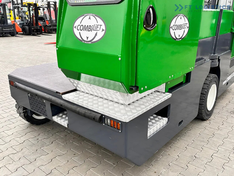 Combilift C5000SL / DIESEL / 4500MM / DUPLEX / CABIN / PLATFORMS / LIKE NEW C5000SL / DIESEL / 4500MM / DUPLEX / CABIN / PLATFORMS / LIKE - Ngarkues anësor: foto 5 Combilift C5000SL / DIESEL / 4500MM / DUPLEX / CABIN / PLATFORMS / LIKE NEW C5000SL / DIESEL / 4500MM / DUPLEX / CABIN / PLATFORMS / LIKE - Ngarkues anësor: foto 5