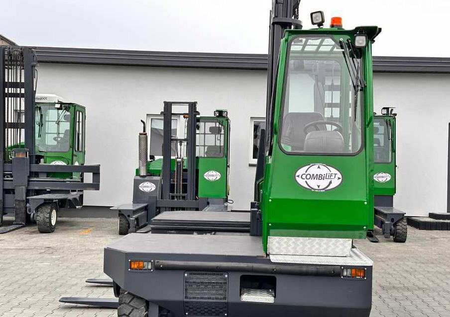 Combilift C5000SL / DIESEL / 4500MM / DUPLEX / CABIN / PLATFORMS / LIKE NEW - Ngarkues anësor: foto 5 Combilift C5000SL / DIESEL / 4500MM / DUPLEX / CABIN / PLATFORMS / LIKE NEW - Ngarkues anësor: foto 5