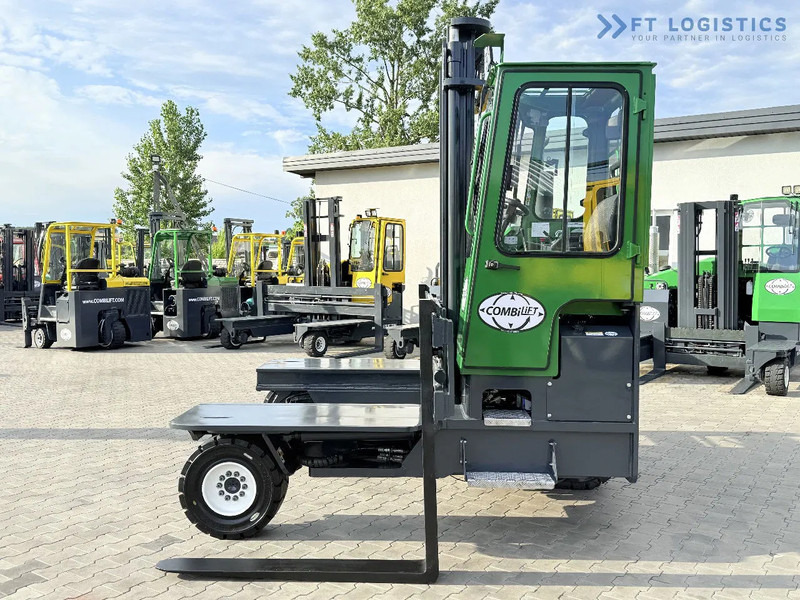 Combilift C5000XL / DIESEL / DUPLEX - 4000MM / WIDE FORK POSITIONER 3350MM / FULL HEATED CABIN / ONLY 6453H / CONDITION - LIKE NEW! C5000X - Pirun ritërheqës me 4 rrugë: foto 4 Combilift C5000XL / DIESEL / DUPLEX - 4000MM / WIDE FORK POSITIONER 3350MM / FULL HEATED CABIN / ONLY 6453H / CONDITION - LIKE NEW! C5000X - Pirun ritërheqës me 4 rrugë: foto 4