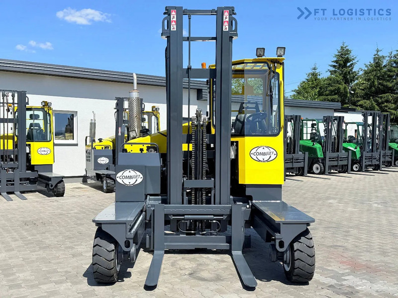 Combilift C5000XL / GAS / DUPLEX / 4500MM / FREE LIFT / SIDESHIFT / FORK POSITIONER / XL CABIN / NEW TYRES C5000XL / GAS / DUPLEX / 4500MM - Pirun ritërheqës me 4 rrugë: foto 5 Combilift C5000XL / GAS / DUPLEX / 4500MM / FREE LIFT / SIDESHIFT / FORK POSITIONER / XL CABIN / NEW TYRES C5000XL / GAS / DUPLEX / 4500MM - Pirun ritërheqës me 4 rrugë: foto 5