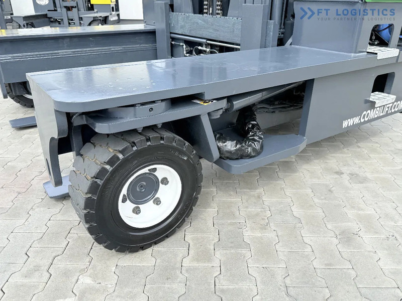 Combilift C8000 / GAS / DUPLEX – 4700MM / FORK POSITIONER / FREE LIFT / FULL HEATED CABIN / ONLY 5141 HOURS / CONDITION – LIKE NEW! C8000 - Pirun ritërheqës me 4 rrugë: foto 3 Combilift C8000 / GAS / DUPLEX – 4700MM / FORK POSITIONER / FREE LIFT / FULL HEATED CABIN / ONLY 5141 HOURS / CONDITION – LIKE NEW! C8000 - Pirun ritërheqës me 4 rrugë: foto 3