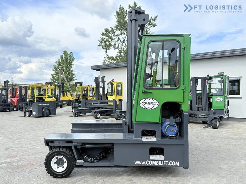 Combilift C8000 / GAS / DUPLEX – 4700MM / FORK POSITIONER / FREE LIFT / FULL HEATED CABIN / ONLY 5141 HOURS / CONDITION – LIKE NEW! C8000 - Pirun ritërheqës me 4 rrugë: foto 2 Combilift C8000 / GAS / DUPLEX – 4700MM / FORK POSITIONER / FREE LIFT / FULL HEATED CABIN / ONLY 5141 HOURS / CONDITION – LIKE NEW! C8000 - Pirun ritërheqës me 4 rrugë: foto 2