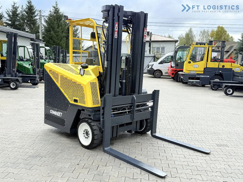 Combilift CB4000 / GAS / TRIPLEX 5200MM / FREE LIFT / FORK POSITIONER / SIDE SHIFT / EXCELLENT CONDITION / Wide range of four-way and side - Pirun ritërheqës me 4 rrugë: foto 5 Combilift CB4000 / GAS / TRIPLEX 5200MM / FREE LIFT / FORK POSITIONER / SIDE SHIFT / EXCELLENT CONDITION / Wide range of four-way and side - Pirun ritërheqës me 4 rrugë: foto 5
