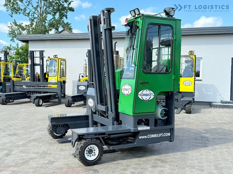 Combilift COMBILIFT C3500 – DUPLEX 4100mm – Year 2016 – 6779 hours – GAS – EXTENDABLE FORKS 800 / 1100MM – CABIN – HEATING + AIR CONDITION - Pirun ritërheqës me 4 rrugë: foto 3 Combilift COMBILIFT C3500 – DUPLEX 4100mm – Year 2016 – 6779 hours – GAS – EXTENDABLE FORKS 800 / 1100MM – CABIN – HEATING + AIR CONDITION - Pirun ritërheqës me 4 rrugë: foto 3
