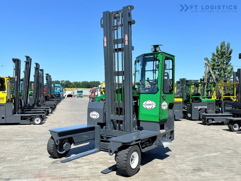Combilift COMBILIFT C5000XL – DUPLEX 5500mm – Year 2019 – 1929 hours – DIESEL – FORK POSITIONER – SIDESHIFT – 1200MM FORKS – CONDITION 5/5 - Pirun ritërheqës me 4 rrugë: foto 2 Combilift COMBILIFT C5000XL – DUPLEX 5500mm – Year 2019 – 1929 hours – DIESEL – FORK POSITIONER – SIDESHIFT – 1200MM FORKS – CONDITION 5/5 - Pirun ritërheqës me 4 rrugë: foto 2