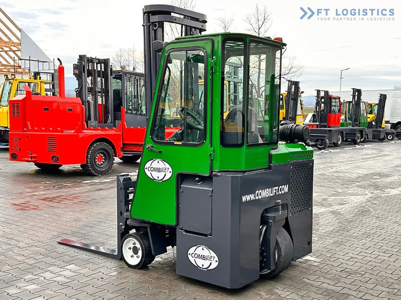 Combilift Combilift C3000CB - DUPLEX 4000mm - Year 2015 - / CABIN - HEATING / ONLY 6546 MTH / EXCELLENT CONDITION / LIKE NEW! Combilift C3 - Pirun ritërheqës me 4 rrugë: foto 5 Combilift Combilift C3000CB - DUPLEX 4000mm - Year 2015 - / CABIN - HEATING / ONLY 6546 MTH / EXCELLENT CONDITION / LIKE NEW! Combilift C3 - Pirun ritërheqës me 4 rrugë: foto 5