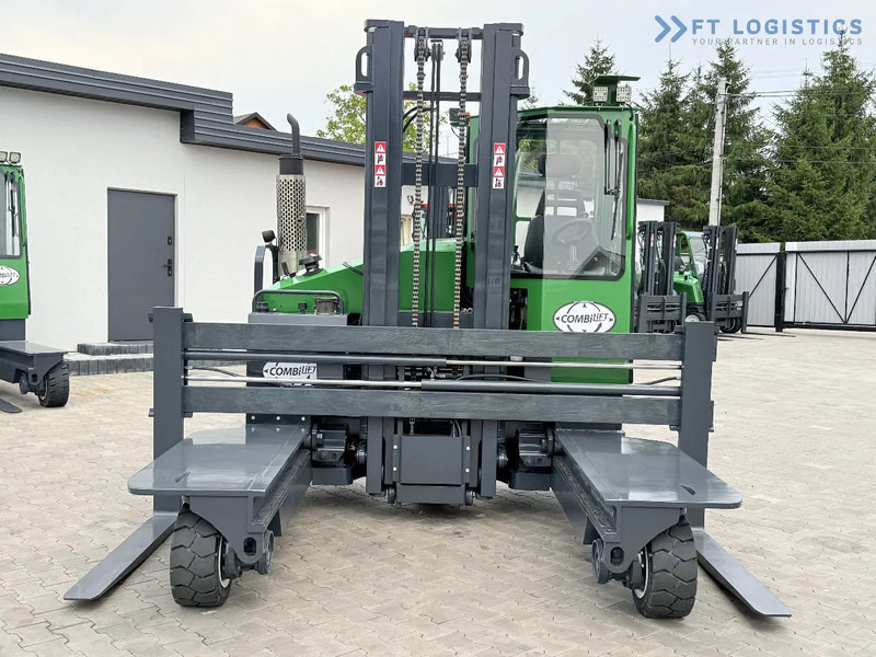 Pirun ritërheqës me 4 rrugë Combilift Combilift C4500 / DIESEL / DUPLEX 4000MM / WIDE FORK POSITIONER / HEATING / FULL CABIN / PERFECT CONDITION / Wide range of four-: foto 6