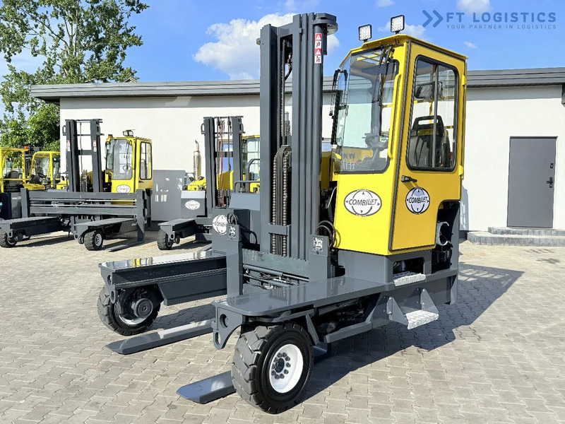 Combilift Combilift C5000XL / GAS / TRIPLEX 6000MM / FREE LIFT / FORK POSITIONER / HEATING / TELESCOPIC FORKS 1200/2000MM / FULL HEATED CA - Pirun ritërheqës me 4 rrugë: foto 4 Combilift Combilift C5000XL / GAS / TRIPLEX 6000MM / FREE LIFT / FORK POSITIONER / HEATING / TELESCOPIC FORKS 1200/2000MM / FULL HEATED CA - Pirun ritërheqës me 4 rrugë: foto 4