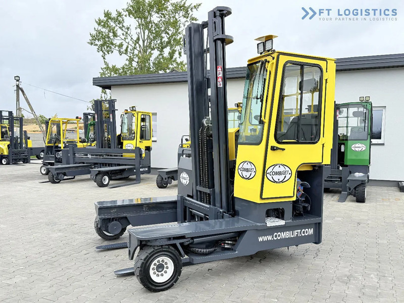 Combilift Combilift FOUR-WAY / MULTI-DIRECTIONAL FORKLIFT C4000 / GAS / DUPLEX 4600MM / ONLY 5614 OPERATING HOURS / FORK POSITIONER / FULL - Pirun ritërheqës me 4 rrugë: foto 2 Combilift Combilift FOUR-WAY / MULTI-DIRECTIONAL FORKLIFT C4000 / GAS / DUPLEX 4600MM / ONLY 5614 OPERATING HOURS / FORK POSITIONER / FULL - Pirun ritërheqës me 4 rrugë: foto 2