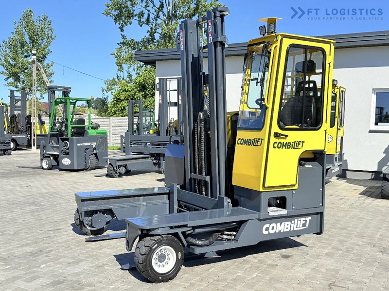 Combilift Combilift FOUR-WAY MULTIDIRECTIONAL FORKLIFT C4000 / DIESEL / DUPLEX 4100MM / ONLY 2888 HOURS / FORK POSITIONER / FULL CABIN – H - Pirun ritërheqës me 4 rrugë: foto 4 Combilift Combilift FOUR-WAY MULTIDIRECTIONAL FORKLIFT C4000 / DIESEL / DUPLEX 4100MM / ONLY 2888 HOURS / FORK POSITIONER / FULL CABIN – H - Pirun ritërheqës me 4 rrugë: foto 4
