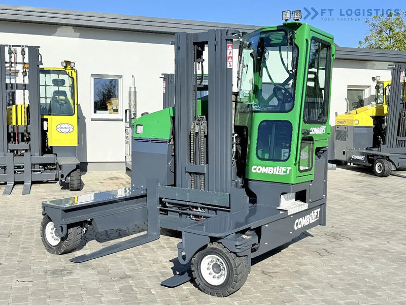 Combilift Combilift FOUR-WAY MULTIDIRECTIONAL FORKLIFT C4500 / DIESEL / TRIPLEX 4900MM / ONLY 4854 HOURS / FORK POSITIONER / FULL CABIN – - Pirun ritërheqës me 4 rrugë: foto 1 Combilift Combilift FOUR-WAY MULTIDIRECTIONAL FORKLIFT C4500 / DIESEL / TRIPLEX 4900MM / ONLY 4854 HOURS / FORK POSITIONER / FULL CABIN – - Pirun ritërheqës me 4 rrugë: foto 1