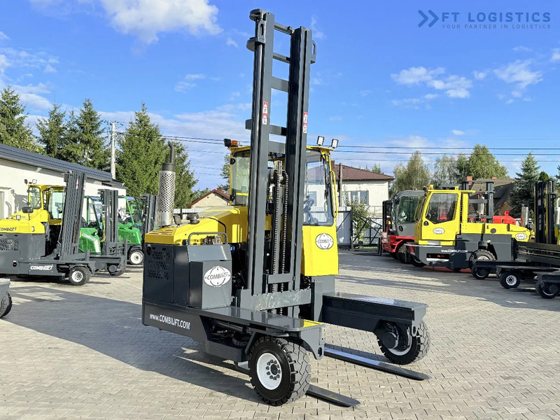 Combilift Combilift FOUR-WAY MULTIDIRECTIONAL FORKLIFT C5000XL / GAS / DUPLEX 6000MM / ONLY 3479 HOURS / SIDE SHIFT / FULL CABIN / PERFECT - Pirun ritërheqës me 4 rrugë: foto 4 Combilift Combilift FOUR-WAY MULTIDIRECTIONAL FORKLIFT C5000XL / GAS / DUPLEX 6000MM / ONLY 3479 HOURS / SIDE SHIFT / FULL CABIN / PERFECT - Pirun ritërheqës me 4 rrugë: foto 4