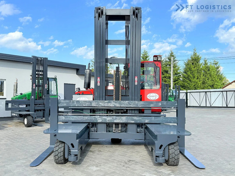 Combilift Combilift Wózki 4-kierunkowe C8000 / GAS / TRIPLEX 8300 / WIDE FORK POSITIRONER / FREE-LIFT / A comprehensive range of four-way - Pirun ritërheqës me 4 rrugë: foto 4 Combilift Combilift Wózki 4-kierunkowe C8000 / GAS / TRIPLEX 8300 / WIDE FORK POSITIRONER / FREE-LIFT / A comprehensive range of four-way - Pirun ritërheqës me 4 rrugë: foto 4