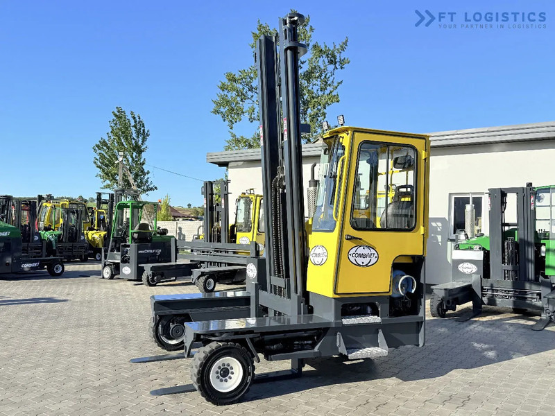 Combilift FOUR-WAY MULTIDIRECTIONAL FORKLIFT C5000 / GAS / TRIPLEX 6000MM / ONLY 4263 HOURS / FORK POSITIONER / EXCELLENT CONDITION / Wide - Pirun ritërheqës me 4 rrugë: foto 3 Combilift FOUR-WAY MULTIDIRECTIONAL FORKLIFT C5000 / GAS / TRIPLEX 6000MM / ONLY 4263 HOURS / FORK POSITIONER / EXCELLENT CONDITION / Wide - Pirun ritërheqës me 4 rrugë: foto 3