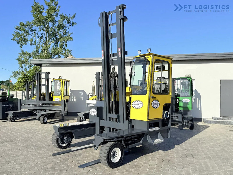Combilift FOUR-WAY MULTIDIRECTIONAL FORKLIFT C5000 / GAS / TRIPLEX 6000MM / ONLY 4263 HOURS / FORK POSITIONER / EXCELLENT CONDITION / Wide - Pirun ritërheqës me 4 rrugë: foto 1 Combilift FOUR-WAY MULTIDIRECTIONAL FORKLIFT C5000 / GAS / TRIPLEX 6000MM / ONLY 4263 HOURS / FORK POSITIONER / EXCELLENT CONDITION / Wide - Pirun ritërheqës me 4 rrugë: foto 1