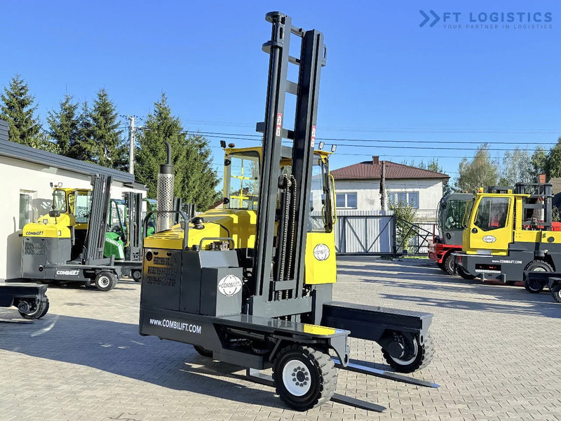 Combilift FOUR-WAY MULTIDIRECTIONAL FORKLIFT C5000 / GAS / TRIPLEX 6000MM / ONLY 4263 HOURS / FORK POSITIONER / EXCELLENT CONDITION / Wide - Pirun ritërheqës me 4 rrugë: foto 5 Combilift FOUR-WAY MULTIDIRECTIONAL FORKLIFT C5000 / GAS / TRIPLEX 6000MM / ONLY 4263 HOURS / FORK POSITIONER / EXCELLENT CONDITION / Wide - Pirun ritërheqës me 4 rrugë: foto 5